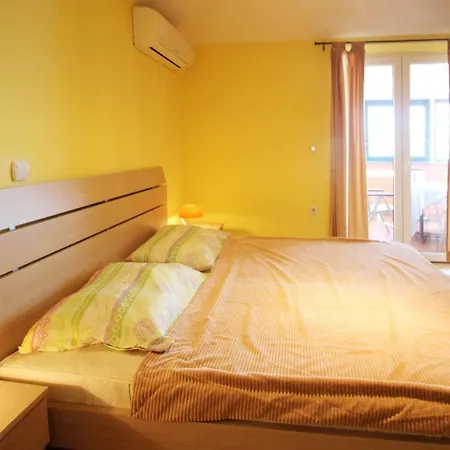 Pintar Zarok Apartment *