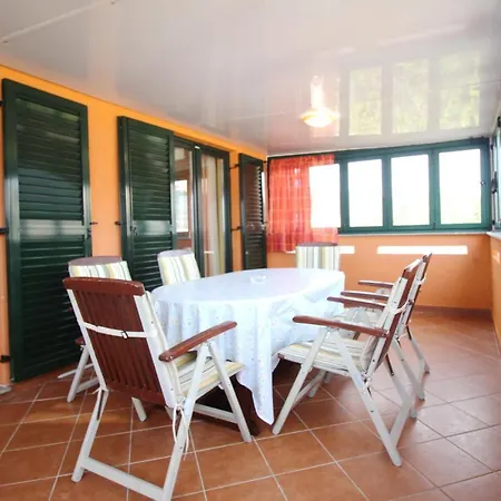 Apartment Pintar Zarok *