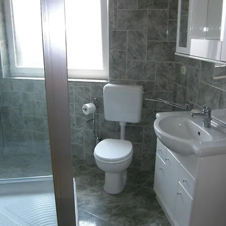 Apartment Pintar Zarok