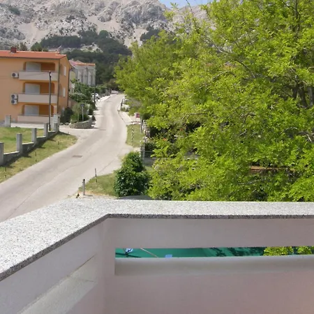 Apartment Pintar Zarok