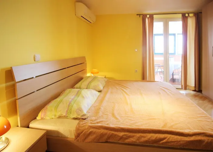 Pintar Zarok Apartment *