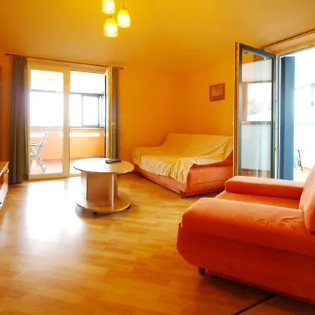 Lägenhet Pintar Zarok