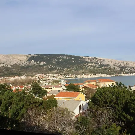 Pintar Zarok Lägenhet *