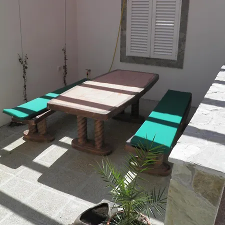 Lägenhet Pintar Zarok