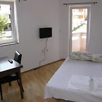 Pintar Zarok Apartament